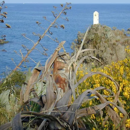 Alba Mare Bed & Breakfast
